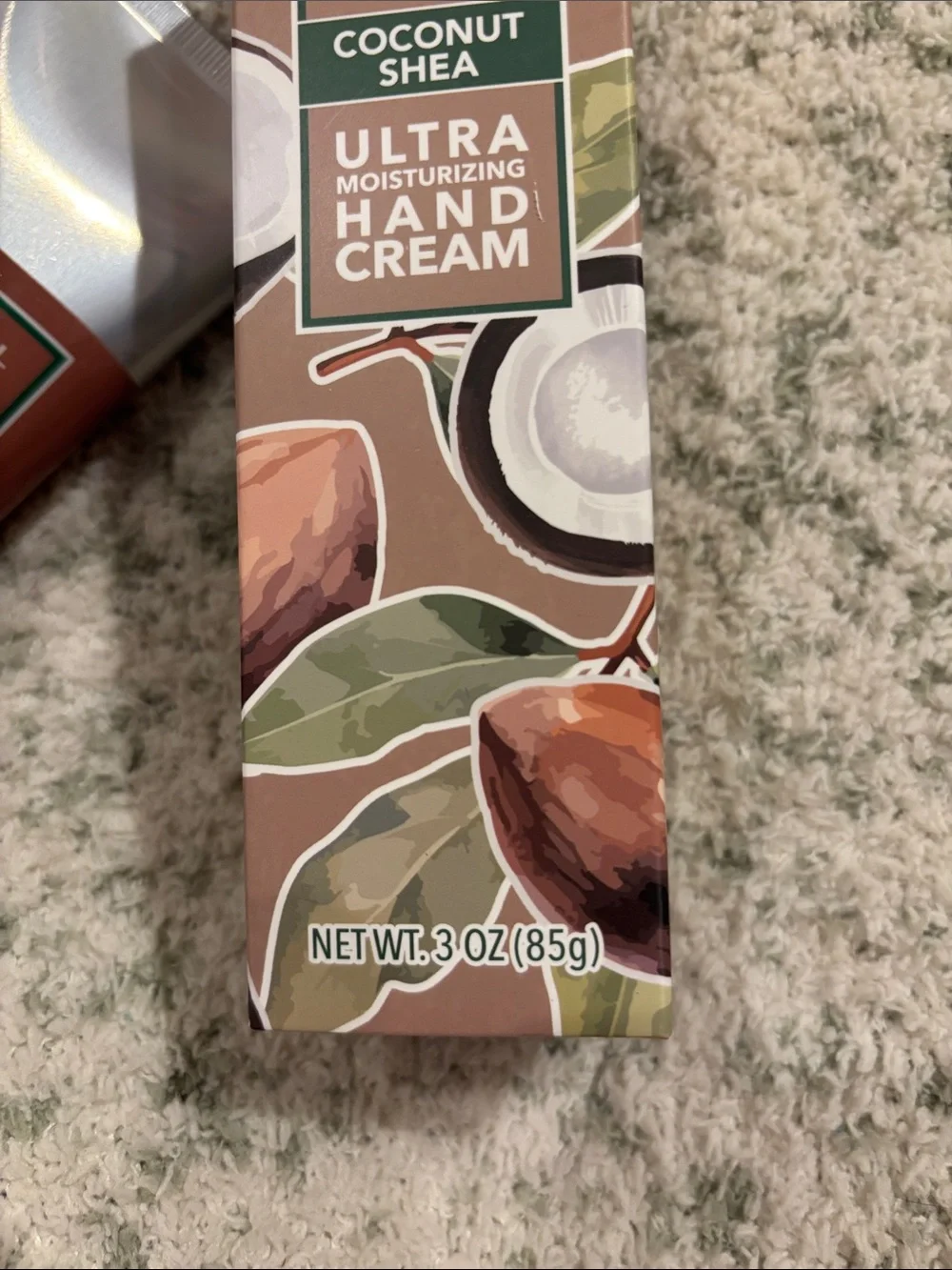 Natural Breeze Scented Coconut Shea Ultra Moisturizing Hand Cream NWT 3oz